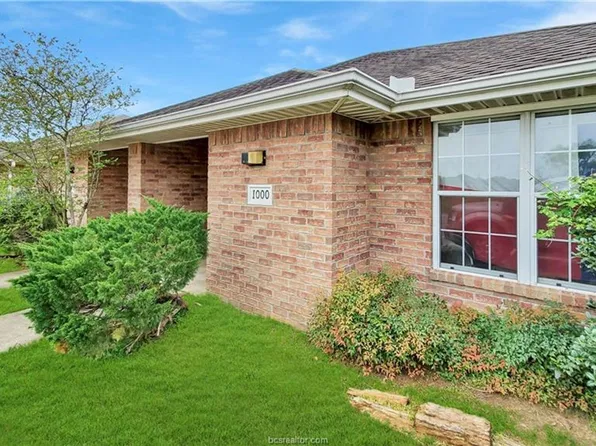 1002 Willow Pond Ct, College Station, TX 77845