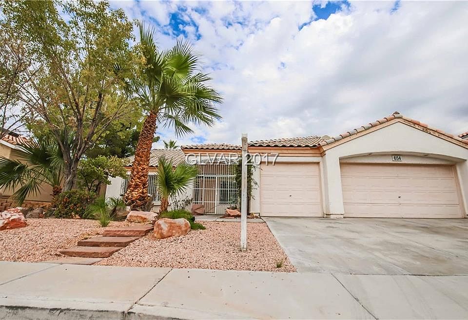 1st image of 654 Canyon Crest Dr