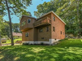 25 Knotty Oak Shrs, Coventry, RI 02816