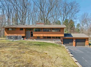 5 Acropolis Ave, Londonderry, NH 03053