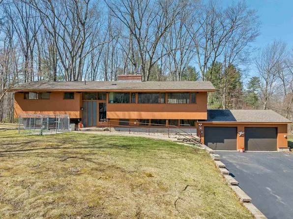 5 Acropolis Avenue, Londonderry, NH 03053