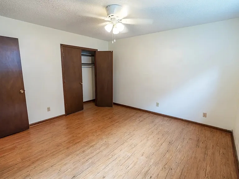 923 Vattier St #2 — Photo 3