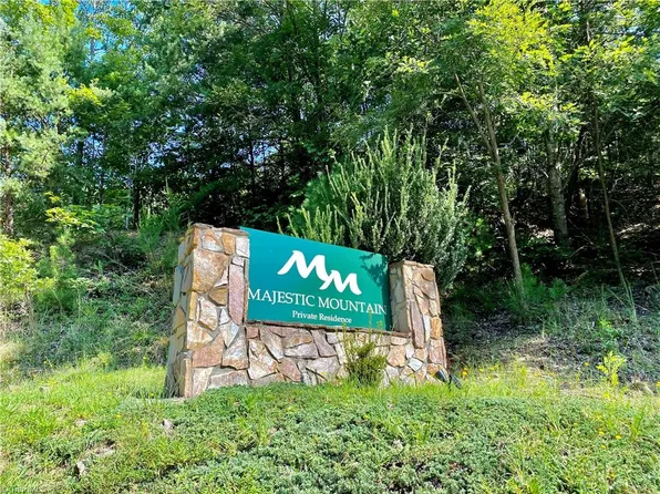 21 Rose Briar Rd #2, Boomer, NC 28606