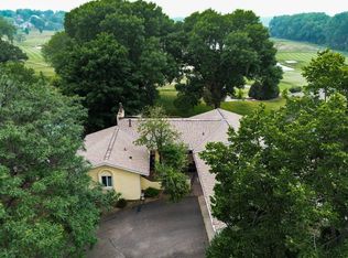 9270 Overlook Trl, Eden Prairie, MN 55347