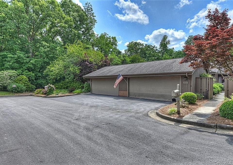 1st image of 5342 Sandtrap Ln #13