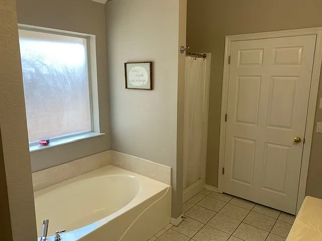 3781 Regency Cir — Photo 14