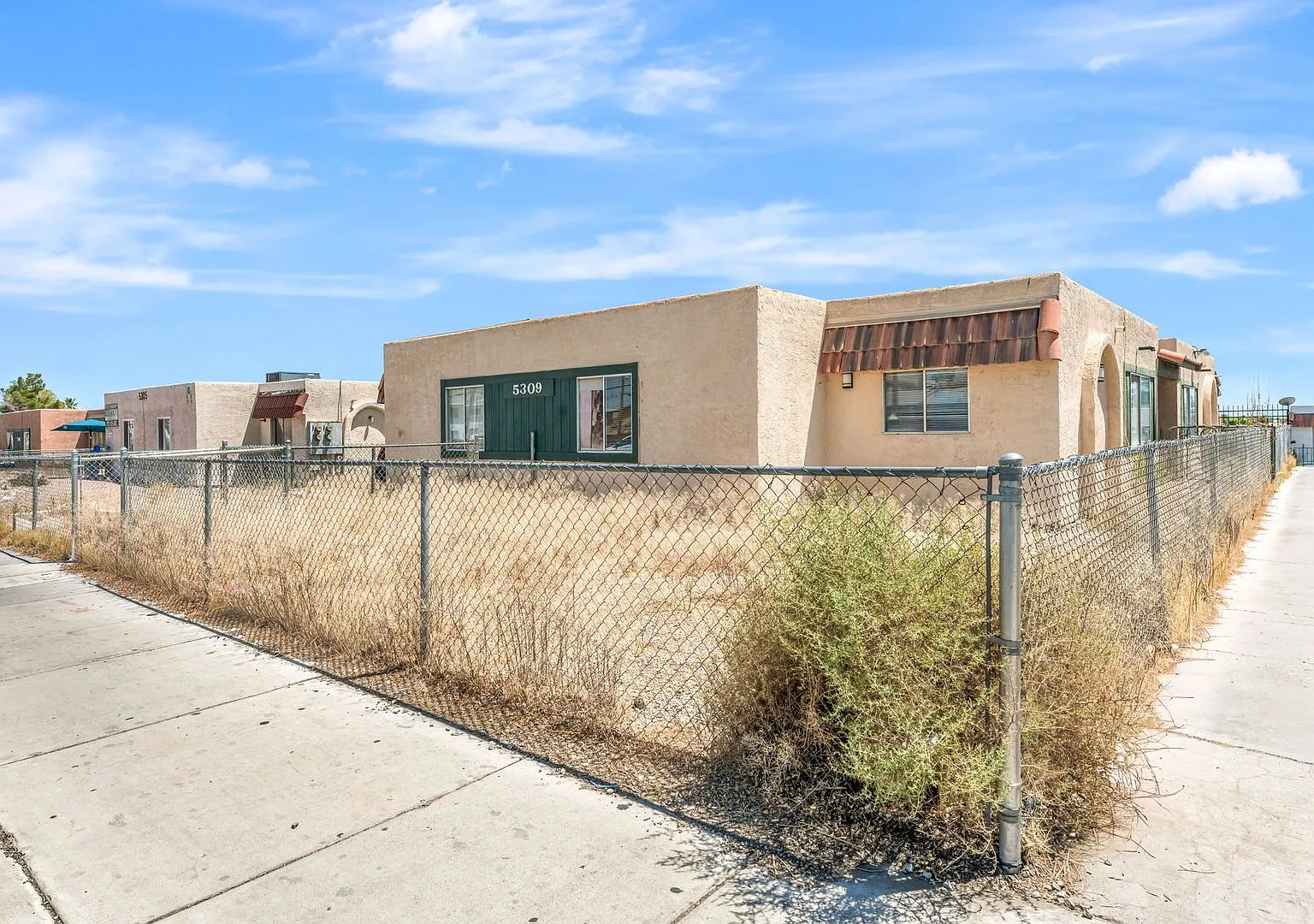 Cheyenne Ave 5309 — Photo 1