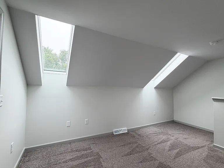 425 Deerfield Dr — Photo 17