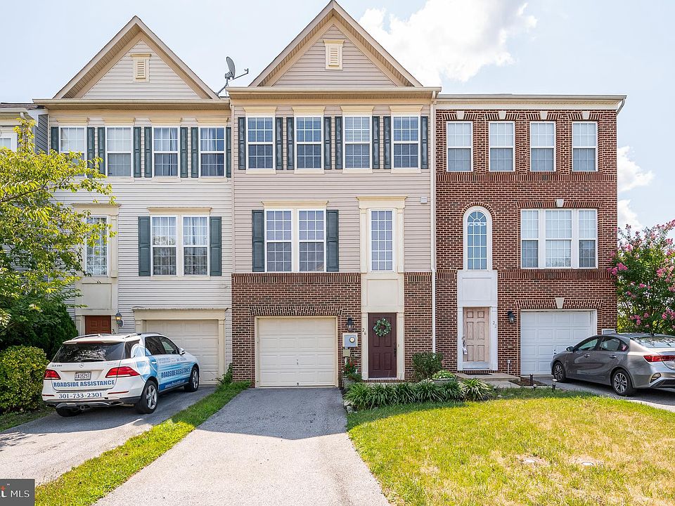 1st image of 26 Magellan Dr