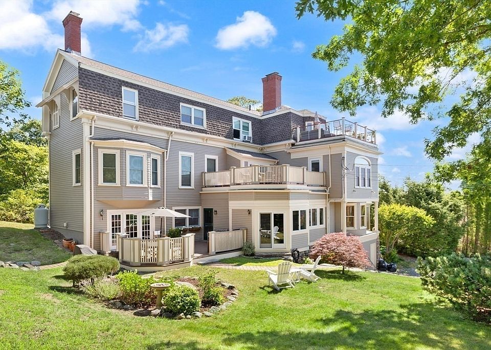 1st image of 5 Babson St #1