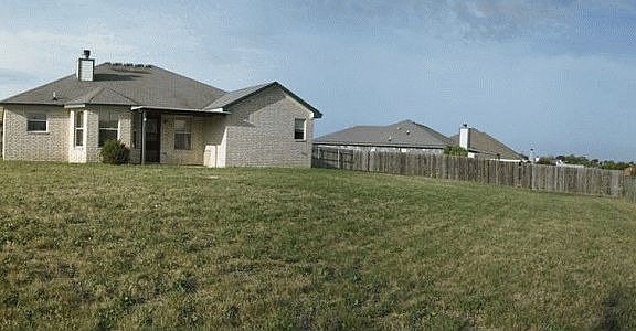 3rd image of 4105 Shumard Dr