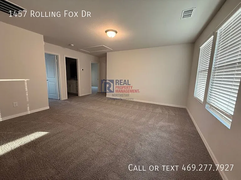 1457 Rolling Fox Dr — Photo 11
