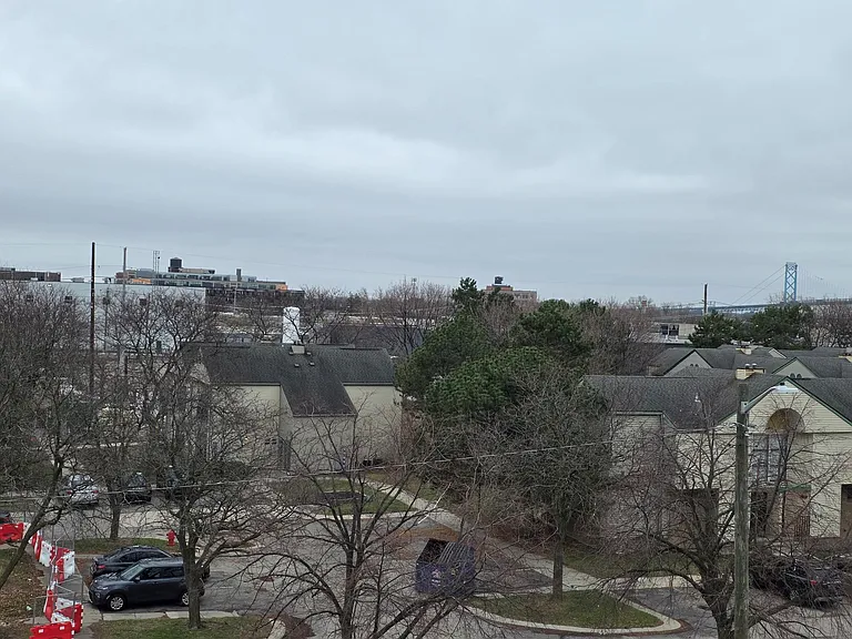 1640 Bagley St #13 — Photo 33