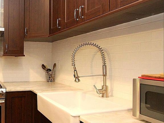 farmhouse kitchen sink, top of the line bosch dishwasher