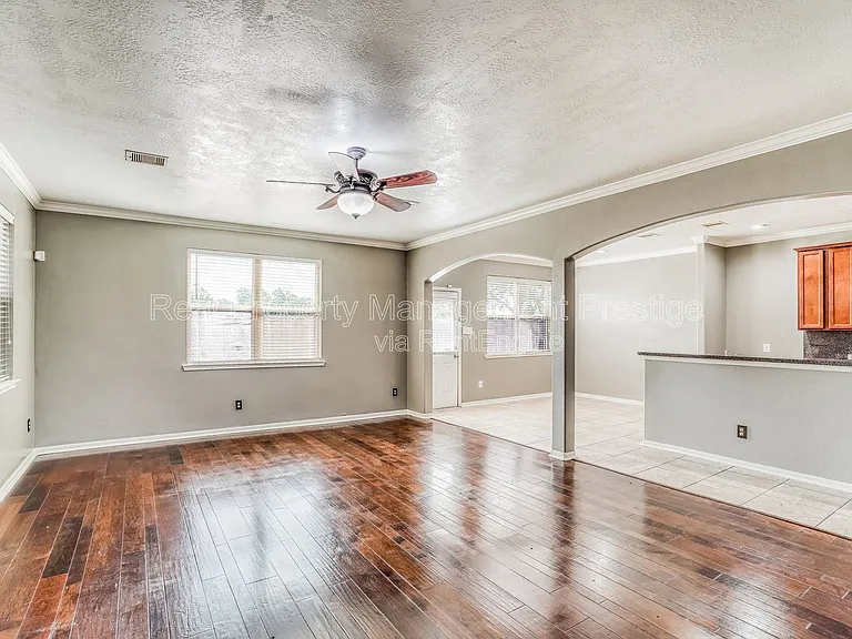 10707 Fuqua Glen Ln — Photo 5