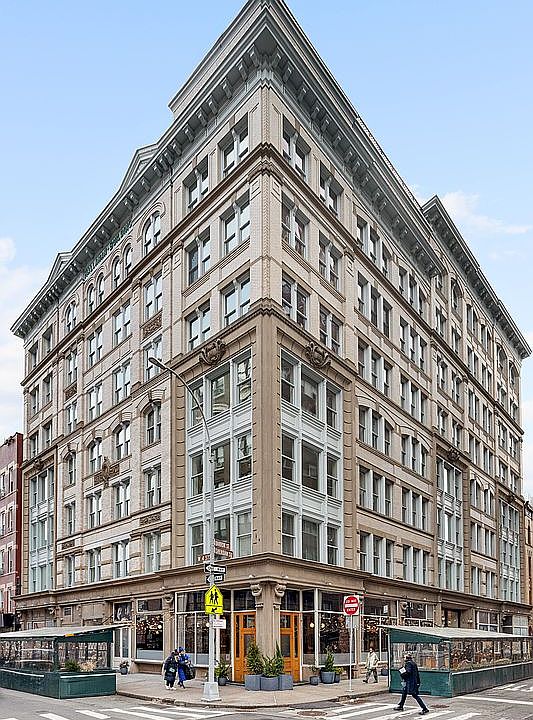 1st image of 9 Barrow St APT 4E