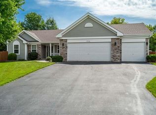 7724 Bridlewood Rd, Caledonia, IL 61011