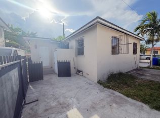 3464 NW 1st St, Miami, FL 33125