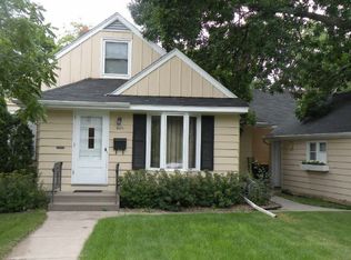 4121 Lake Drive Ave N, Robbinsdale, MN 55422