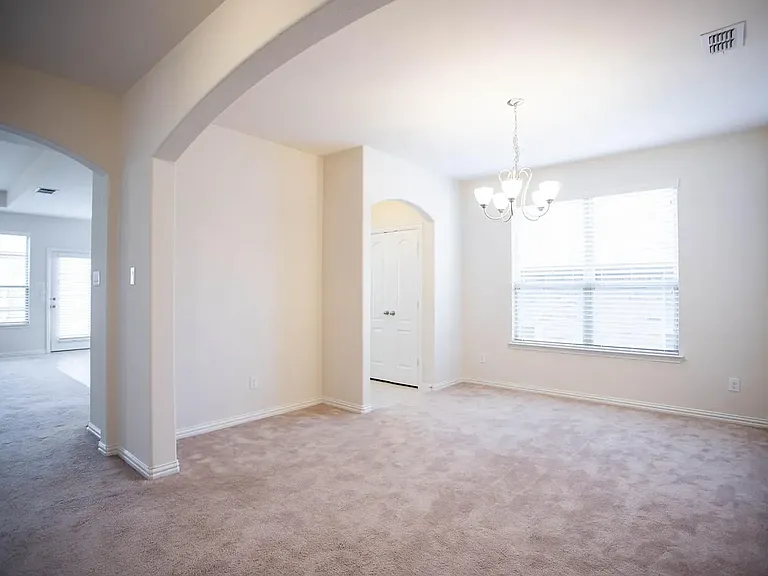 2601 Sun Creek Dr — Photo 9