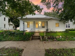 419 4th St, Colo, IA 50056