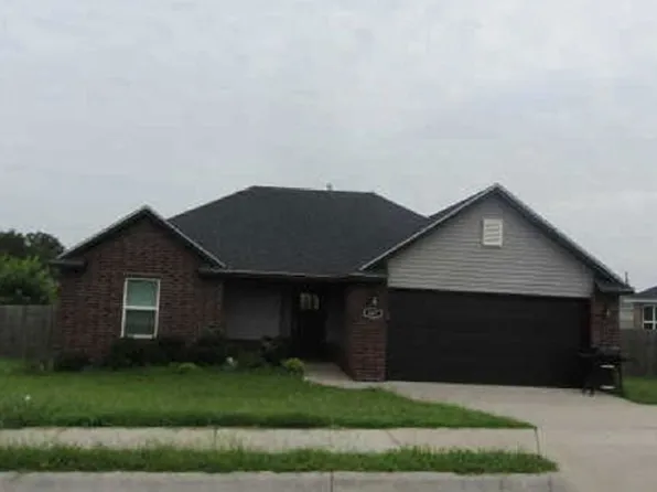 167 Youngblood Pl, Huntsville, AR 72740