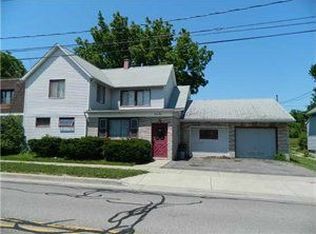 69 Saint John St, Lancaster, NY 14086