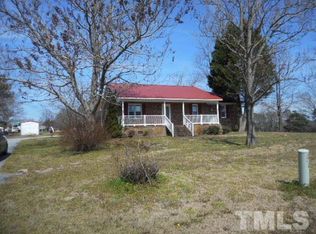 1014 Byrdtown Rd, Benson, NC 27504