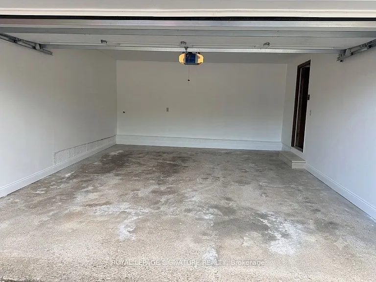 5 Acacia Ave — Photo 4