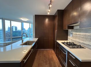 535 Smithe St #2307, Vancouver, BC V6B0H2
