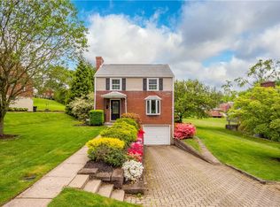 7 Conestoga Dr, Bethel Park, PA