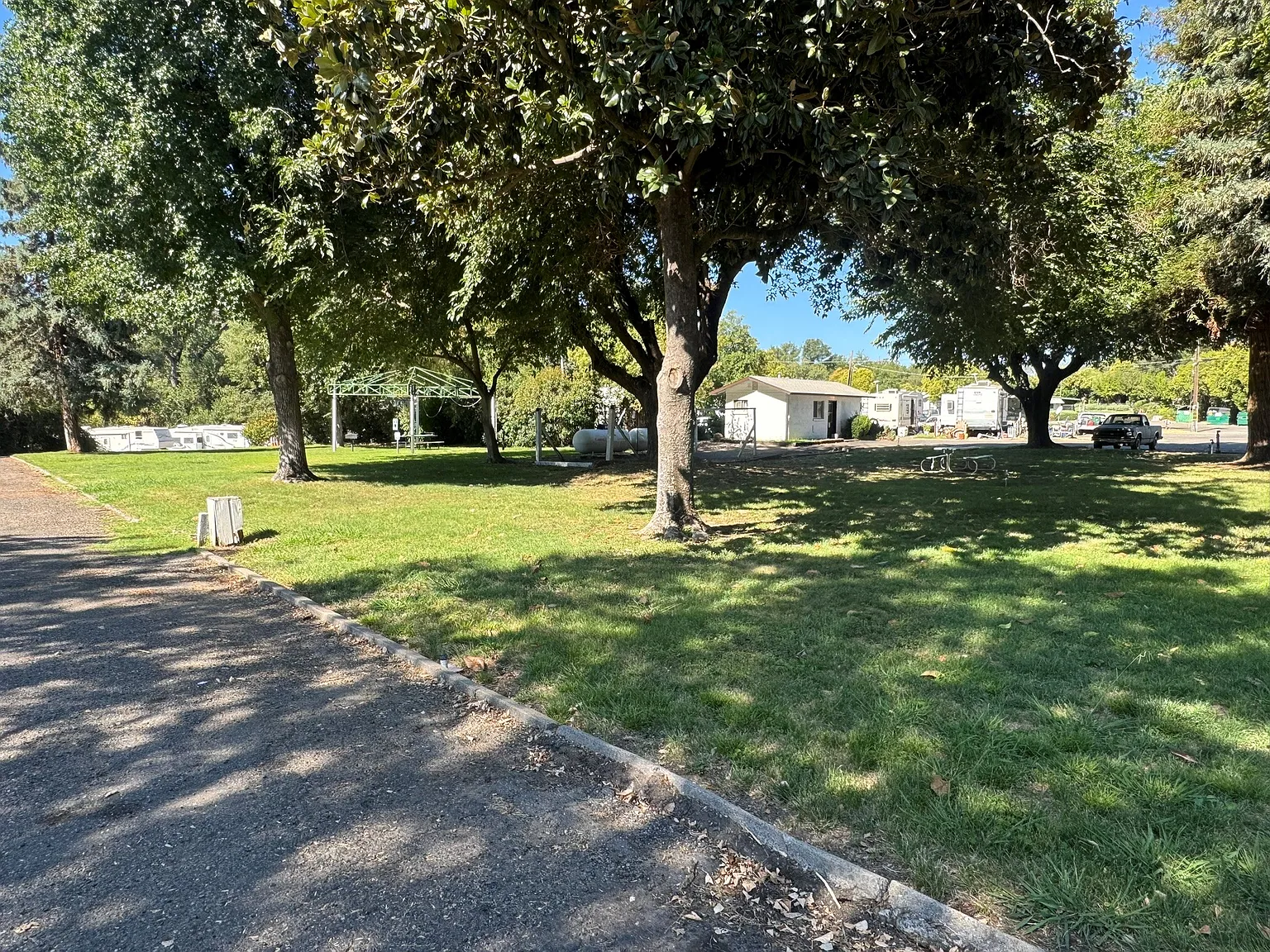 River Bluff RV & Mobile Home Park — Photo 3