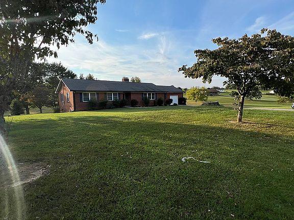 3rd image of 717 Old Glory Rd