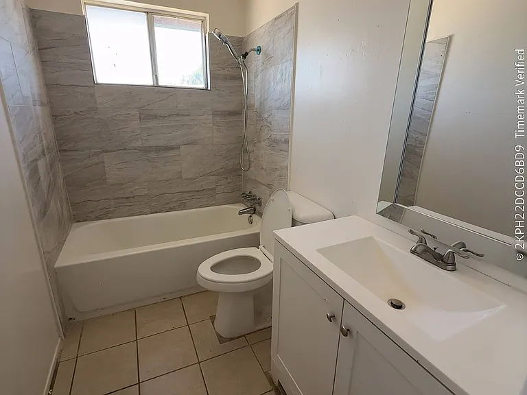 3500 N Chester Ave #3 — Photo 6