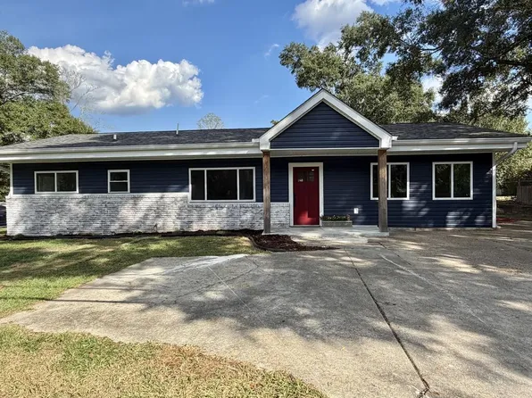 3331 N 5th Ave, Laurel, MS 39440