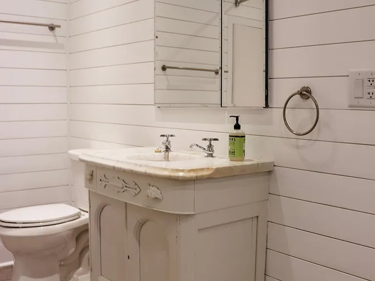 315 Chestnut St — Photo 10