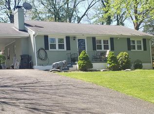 821 Randolph St, Bedford, VA 24523