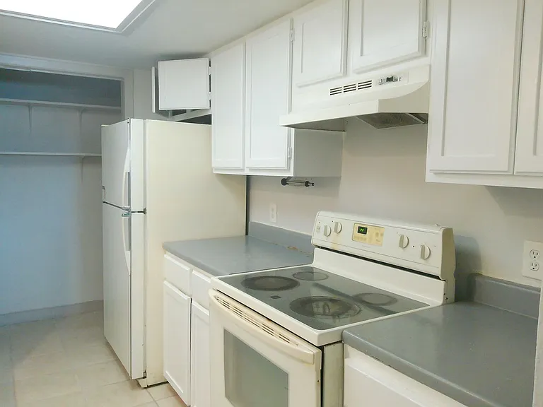 2309 Capitan Dr #C — Photo 7