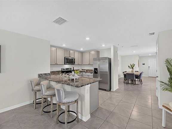 3rd image of 16547 MOSAIC OAR DRIVE