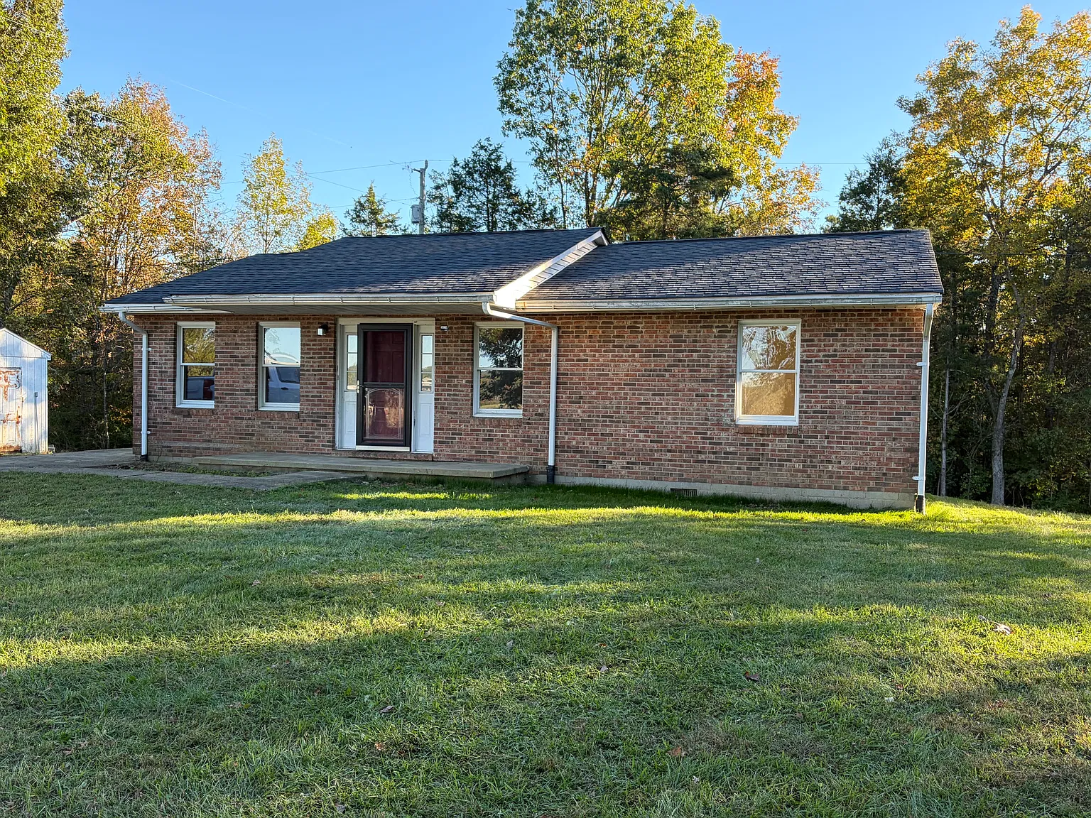 3 bed, 1000 sqft, $750 — Photo 2