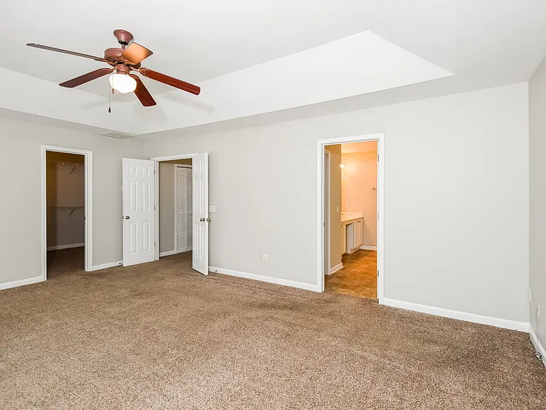 1 Horseshoe Ln — Photo 11