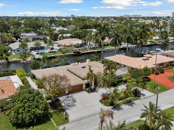 2141 NE 29th Street, Lighthouse Point, FL 33064