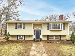 1 Larson Rd, Wilmington, MA 01887