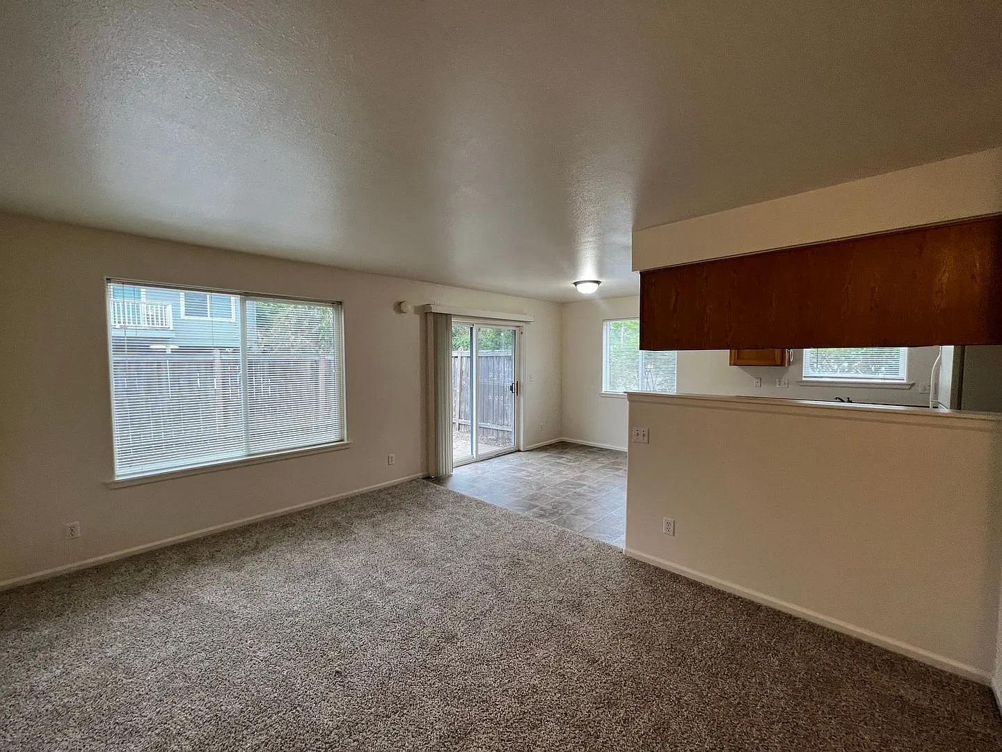 Broadway Triplex — Photo 2