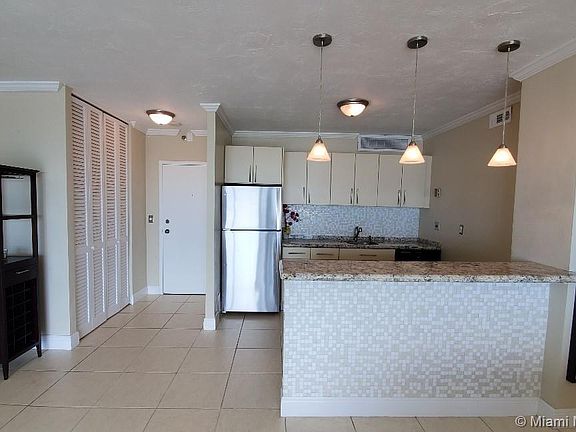 4th image of 2451 Brickell Ave #S11u