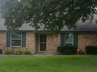 701 Wood Ln, Azle, TX 76020