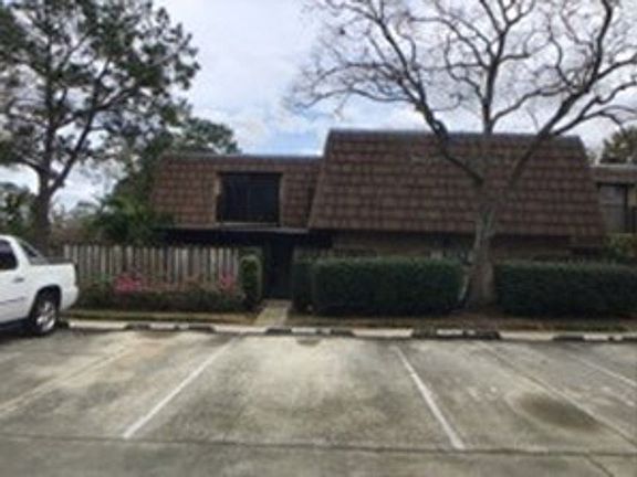2nd image of 5301 Bamboo Ct #445