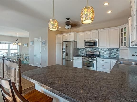 5th image of 4904 S Long Beach Blvd