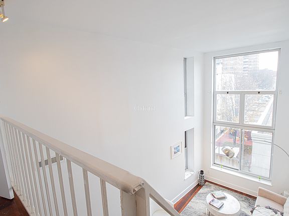 4th image of 14 Meserole St #3D