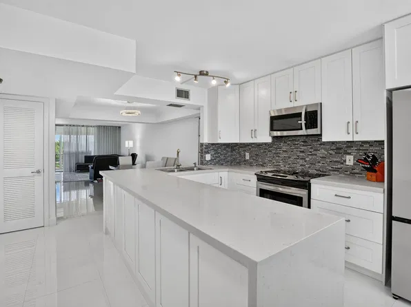 23099 BARWOOD Lane N #308, Boca Raton, FL 33428
